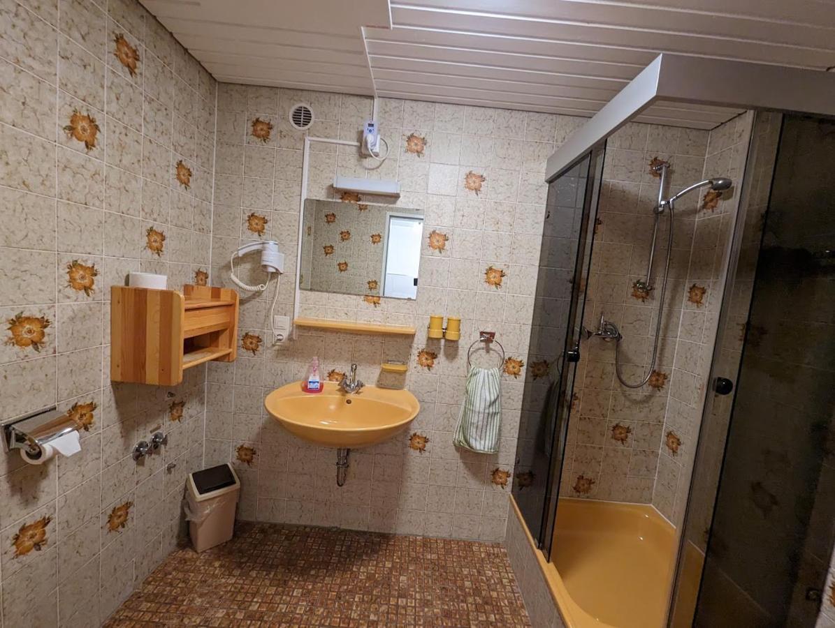 C2 Albmatte-Fewo , Hallenbad Aussenbecken Massagen Nebenan St. Blasien Luaran gambar